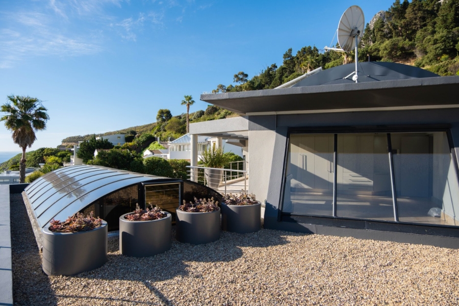 To Let 5 Bedroom Property for Rent in Llandudno Western Cape